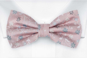GROOMBLOOM Dusty pink butterfly
