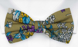 NOSEGAY Olive green butterfly