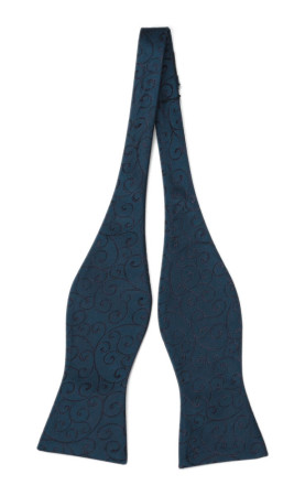 SNAZZY Dark blue ubunden butterfly