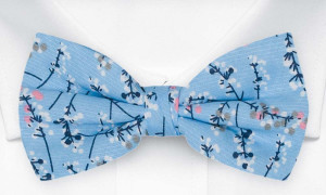 TWIGGLY Light blue butterfly